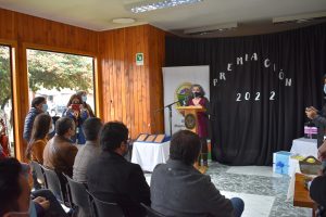 Agrupación cultural de kilómetro 26 recibe donación de 800 libros para biblioteca comunitaria